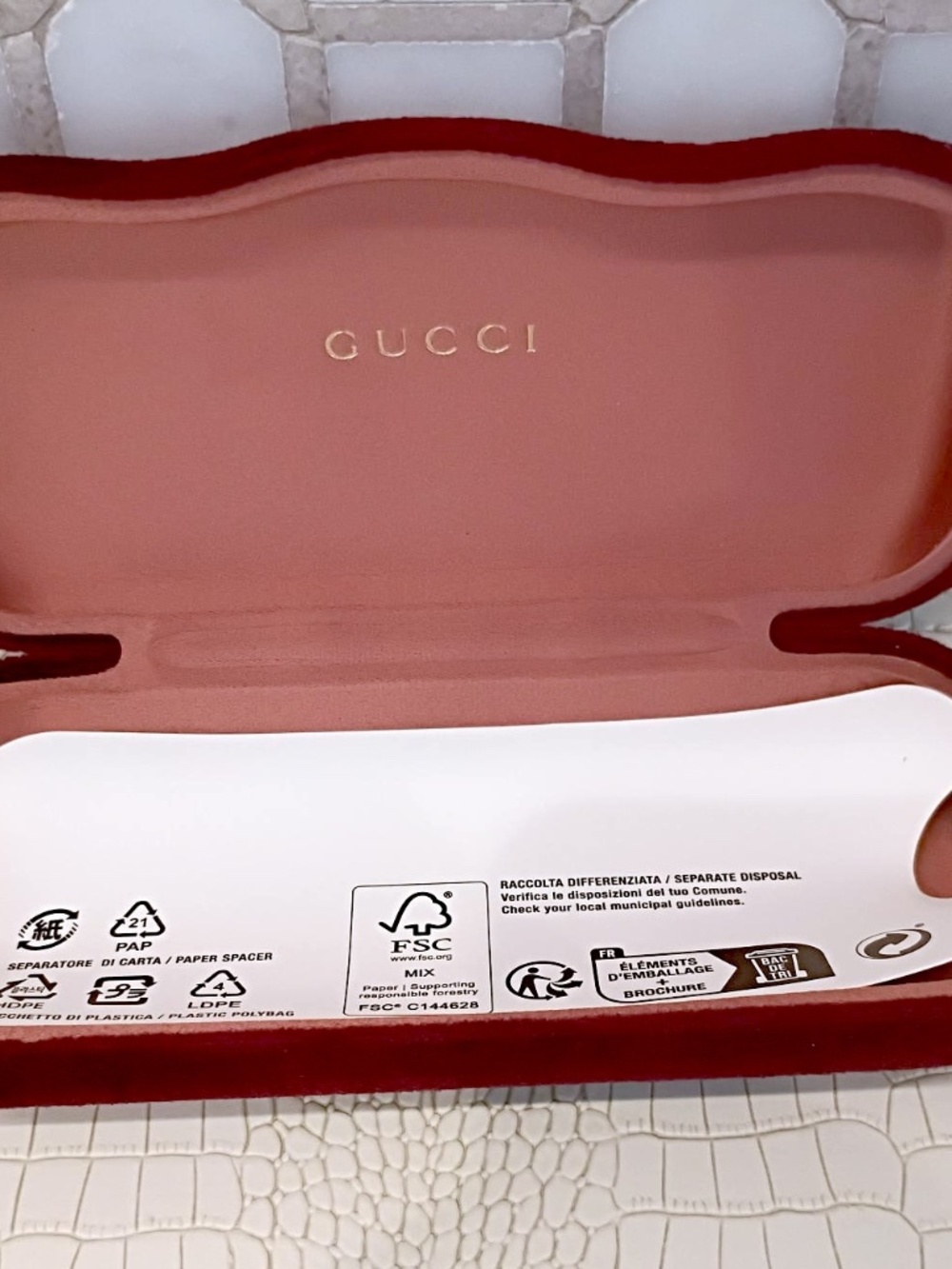 Gucci Burgundy Velvet Sunglass Case. (Large) w/ Gucci Black Silky Pouch - Picture 8 of 16
